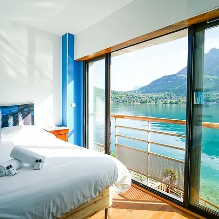 Feriehus Feet In The Water! *